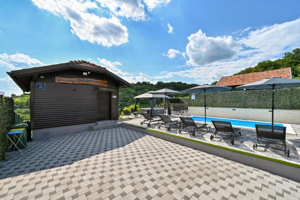 Holiday House Dora - Nice home with nice forest view and Outdoor swimming pool, Whirlpool-Jacuzzi, Sauna, 2 bedrooms and WiFi photo 3