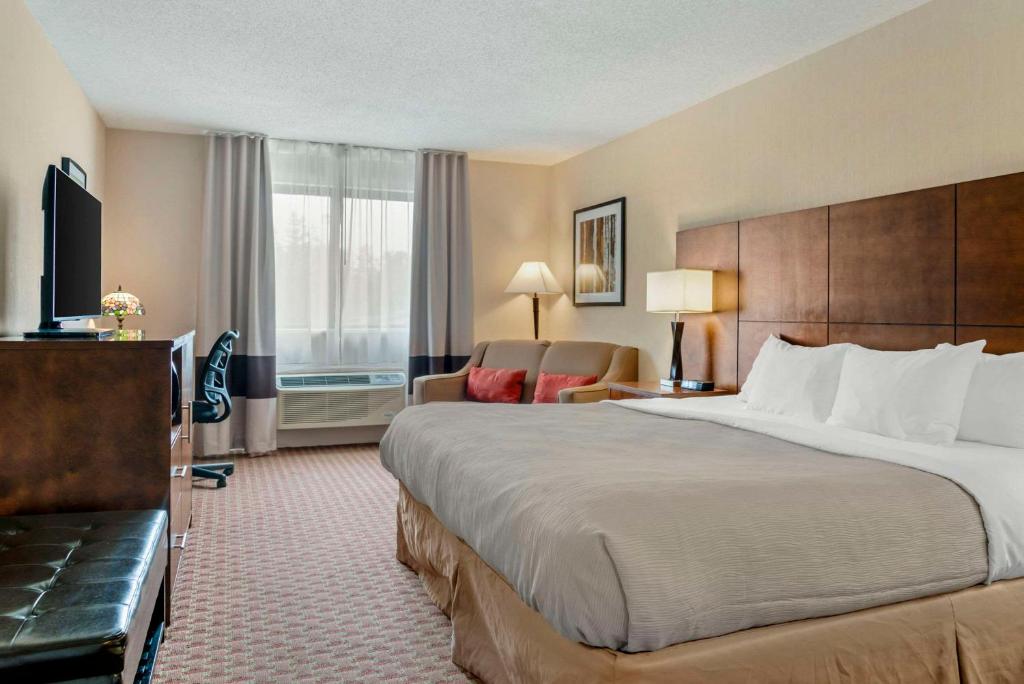 Quality Inn Saint Ignace image