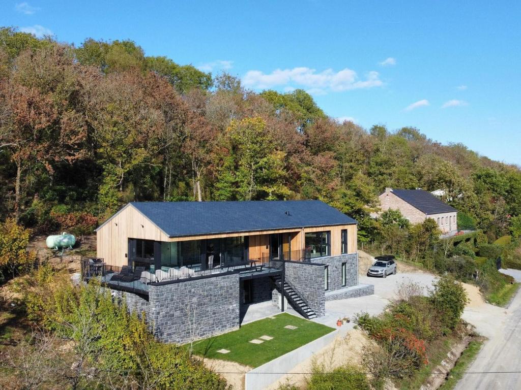 Luxurious holiday home with indoor pool and a unique view over the valley photo 1