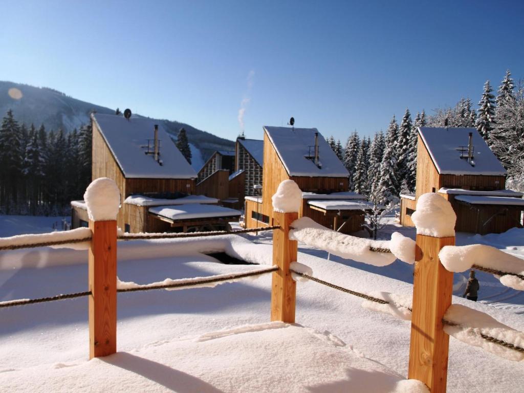Spacious chalet in residential area, modern, luxury interior, large terrace photo 2