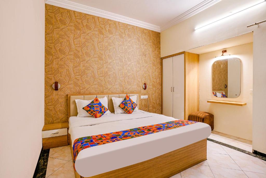 FabHotel Heritage Palace photo 1