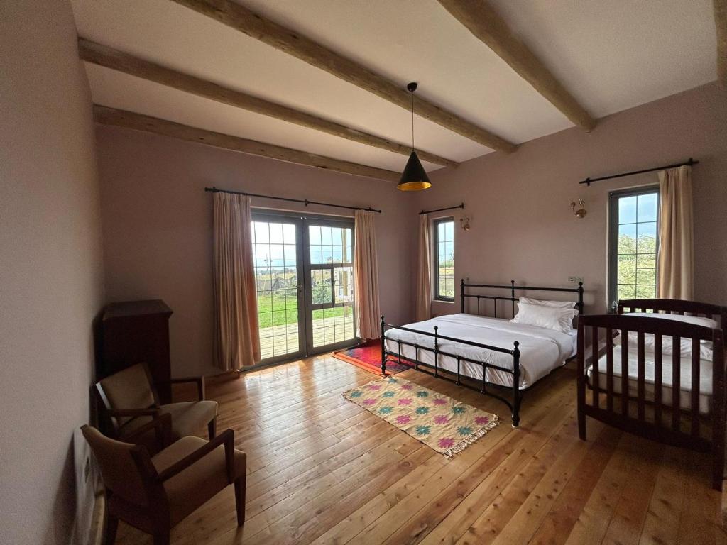 Naivasha 4-Bedroom All Ensuite Cottage photo 3
