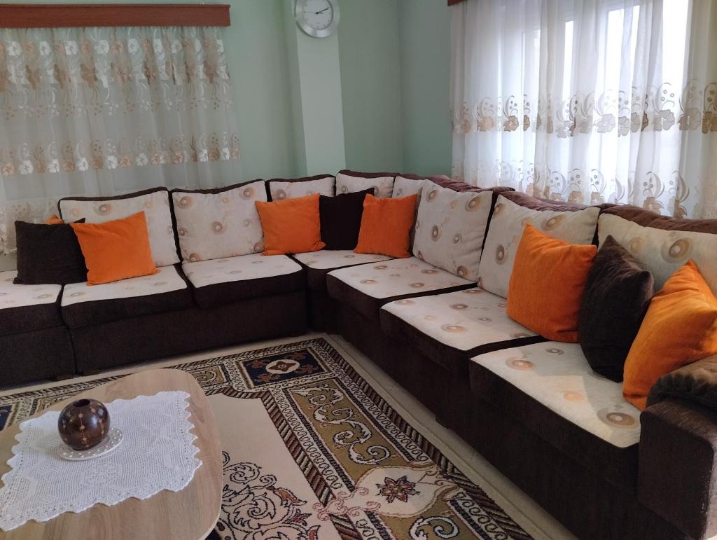 Beautiful 1-Bed House in Korce photo 2