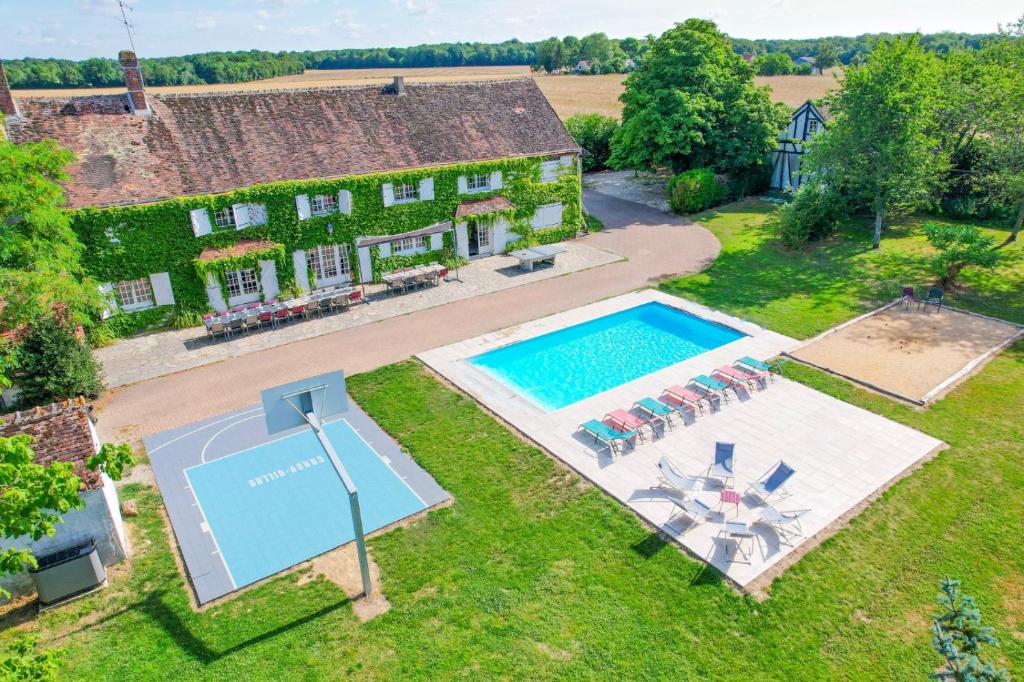 Crazy Villa Etisseaux 45 - Heated pool - Volley court - 1h30 Paris - 45p photo 1