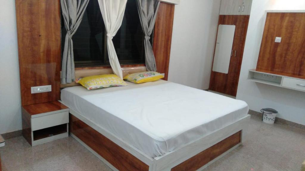 SHREE ATITHI HIGHWAY HOTEL photo 2