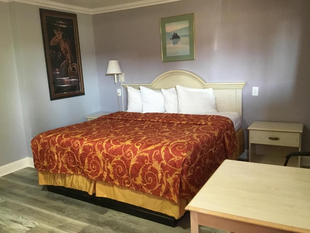 Budget Inn Plainview image