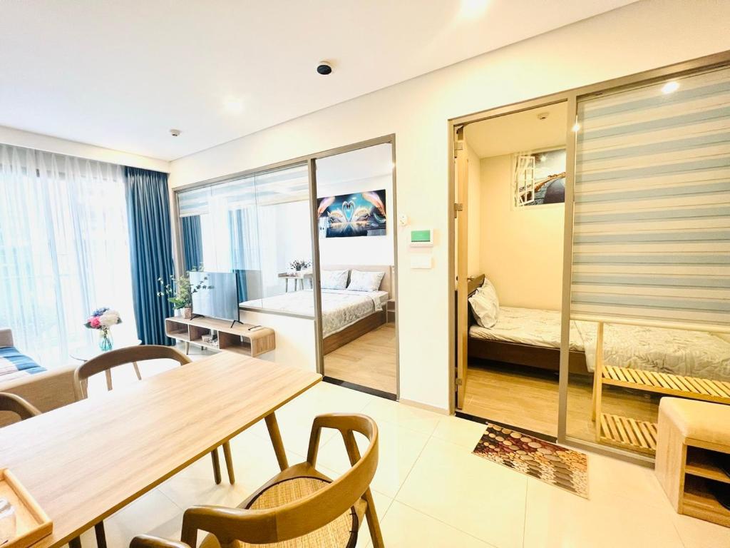 CĂN HỘ CAO CẤP 5 SAO. SỬ DỤNG TIỆN ÍCH MIỄN PHÍ.