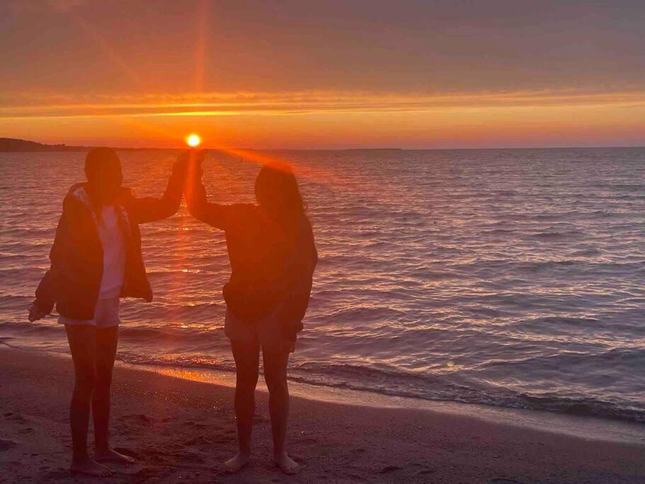 Les pieds dans le sable photo 2