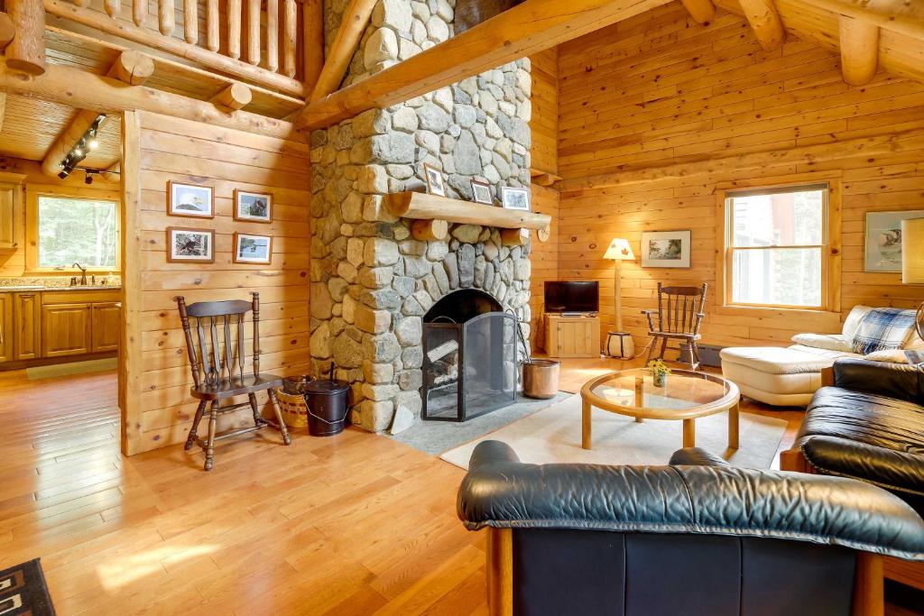 Stellar Wilmington House on 20 Wooded ADK Acres! photo 2