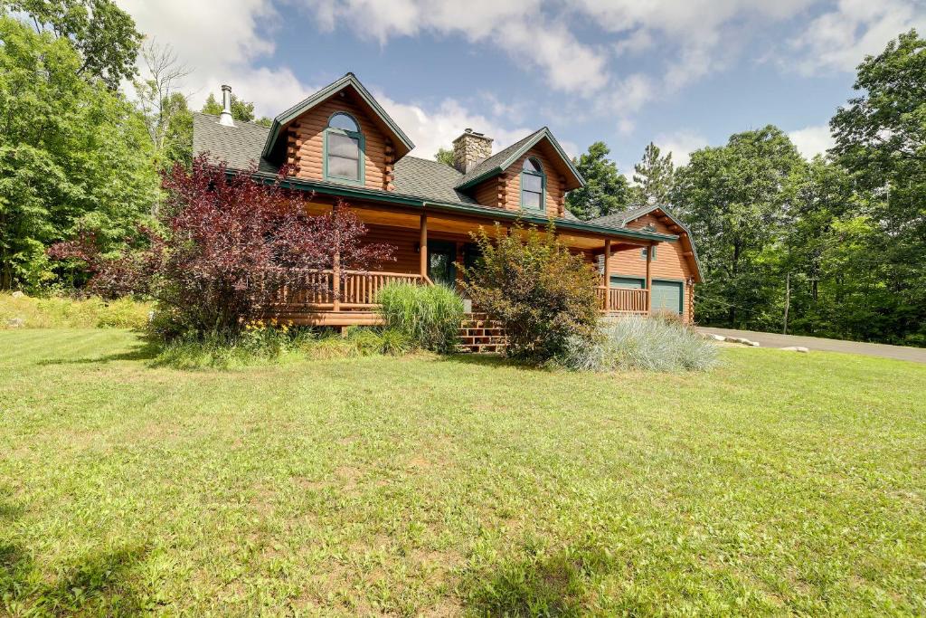 Stellar Wilmington House on 20 Wooded ADK Acres!