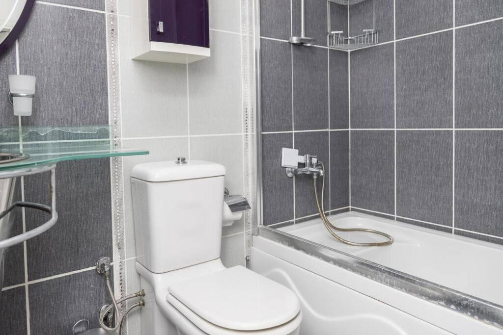 Comfortable Triplex 5 Min to the Beach with Garden in Bodrum photo 2