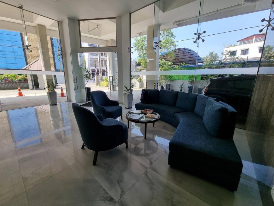 Kingsview Residencies 3 Bed luxury apartment. photo 3