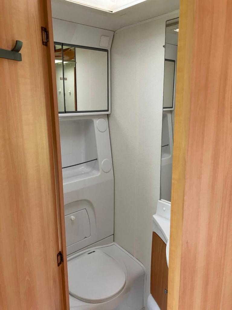 Caravan met wijds uitzicht photo 4