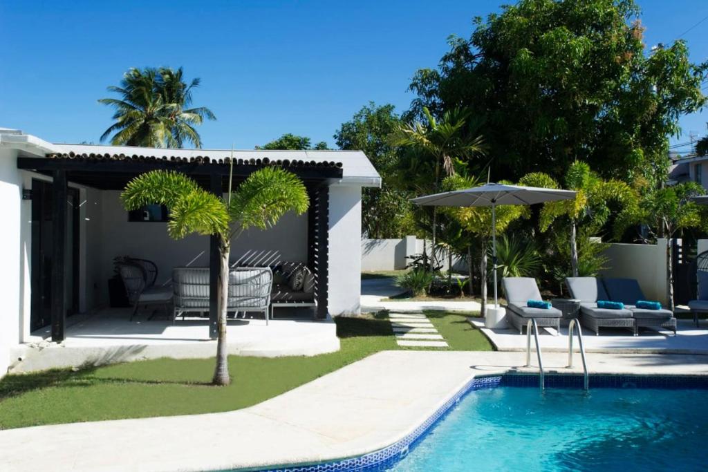 Dunn Dreamin Barbados photo 1