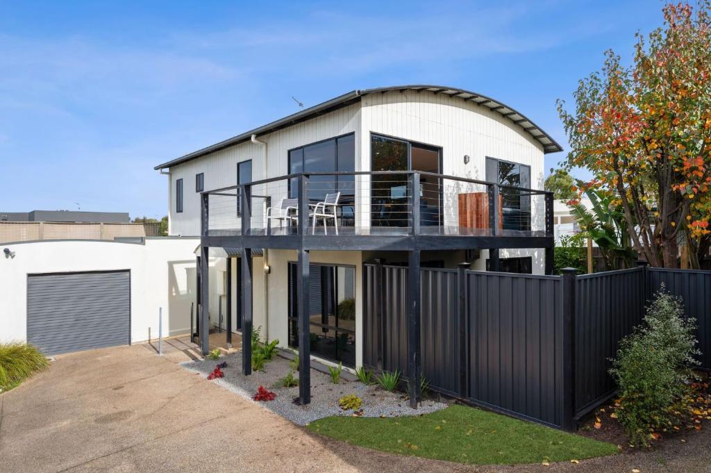 Cowrie Central Townhouse photo 1