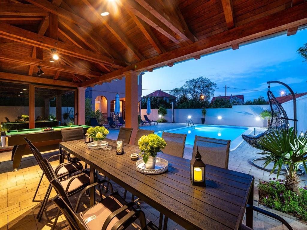 Luxurious Villa in Dalmatia near Sea photo 1
