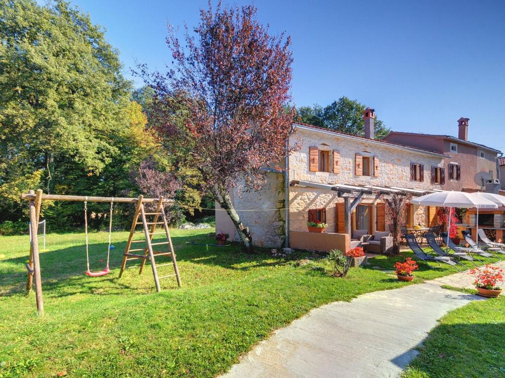 Rustic villa with private pool located in central Istria for relaxing holidays photo 4