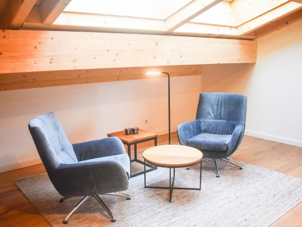 Penthouse with wine climate cabinet, ski lift 1 5 km away photo 2