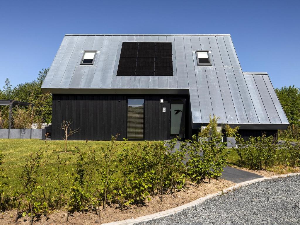 Modern villa with spacious garden, on a holiday park in Friesland photo 1