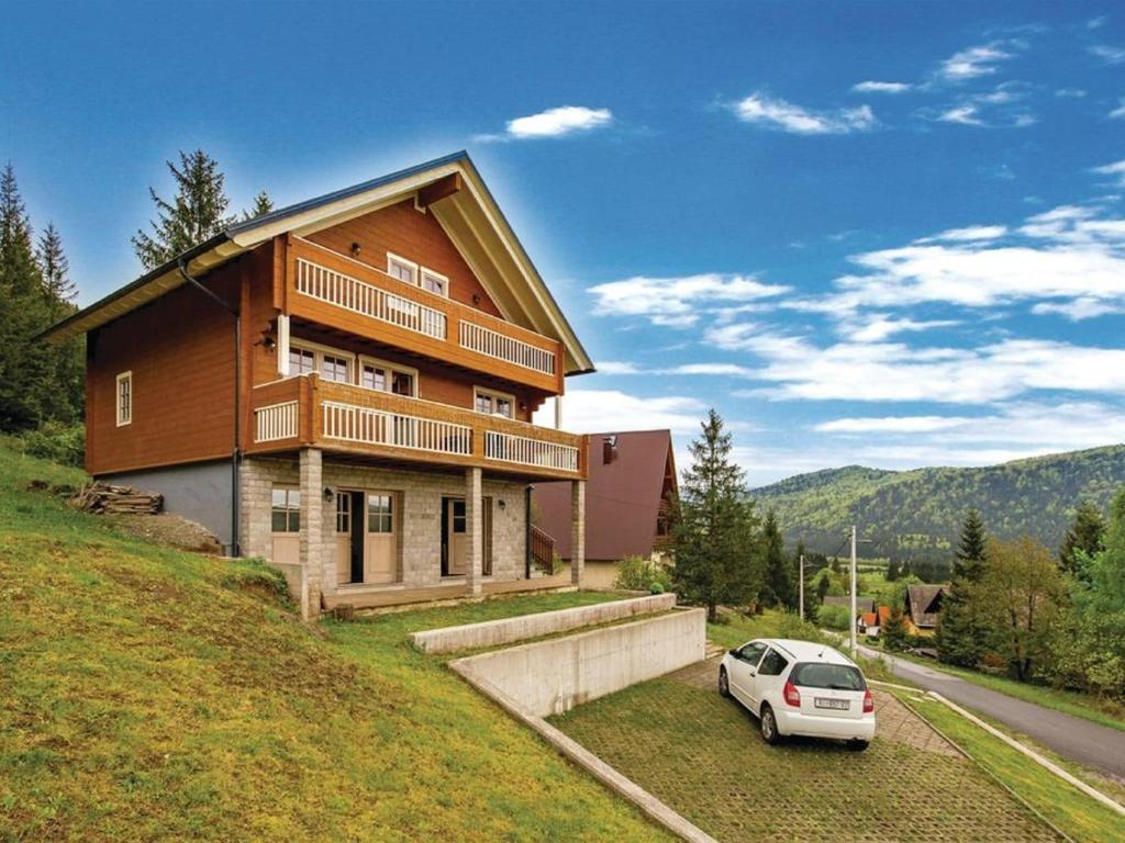 Lovely holiday home in Ravna Gora with fireplace photo 1