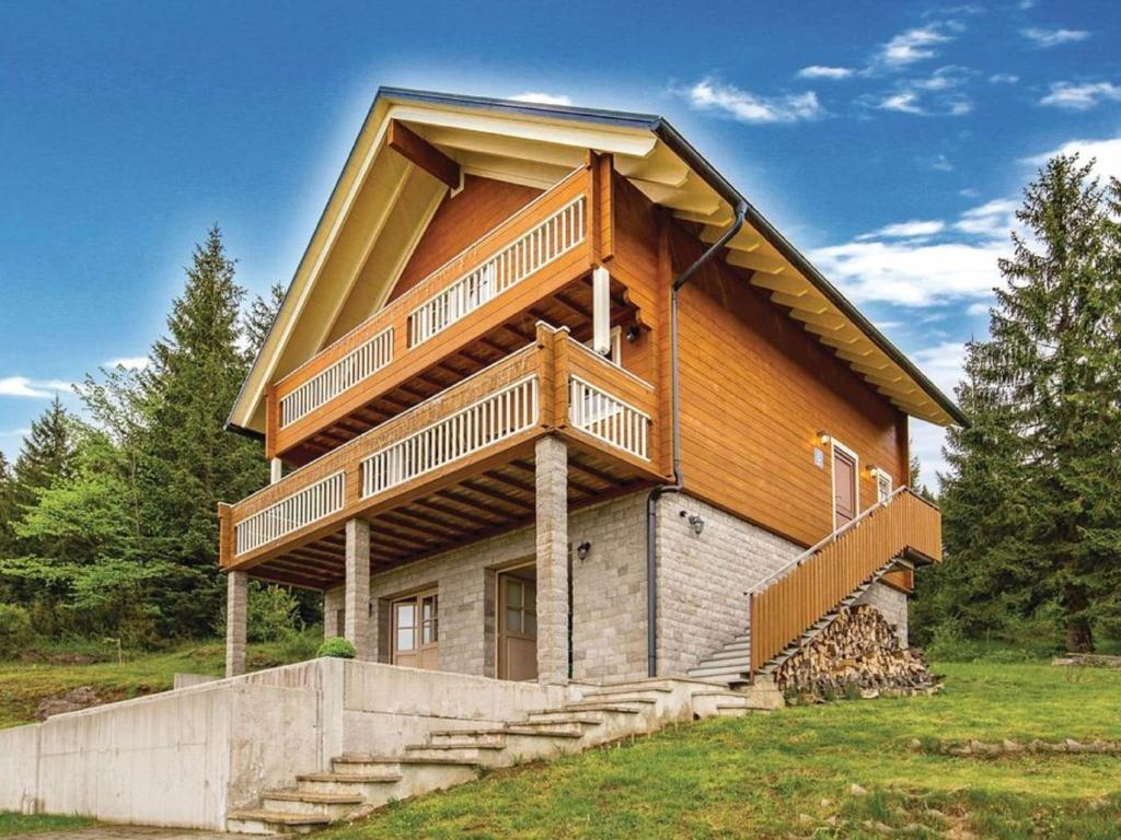 Lovely holiday home in Ravna Gora with fireplace photo 4