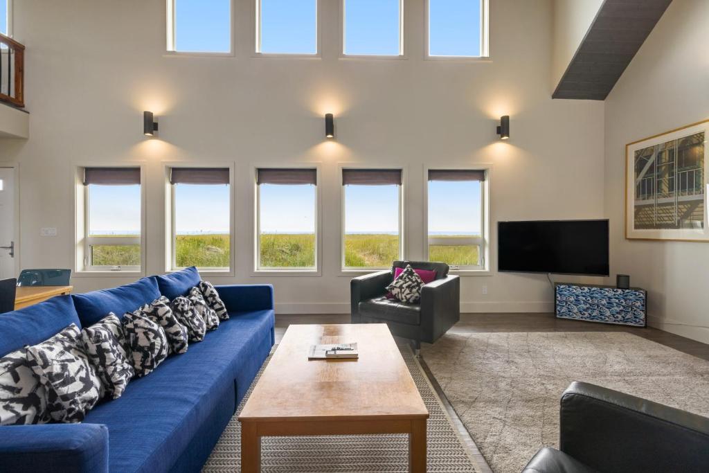 Blue Ocean Lodge photo 2