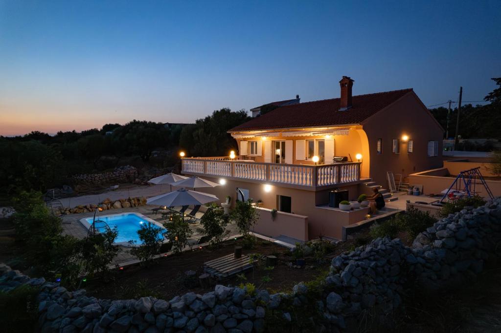 Villa Akulica