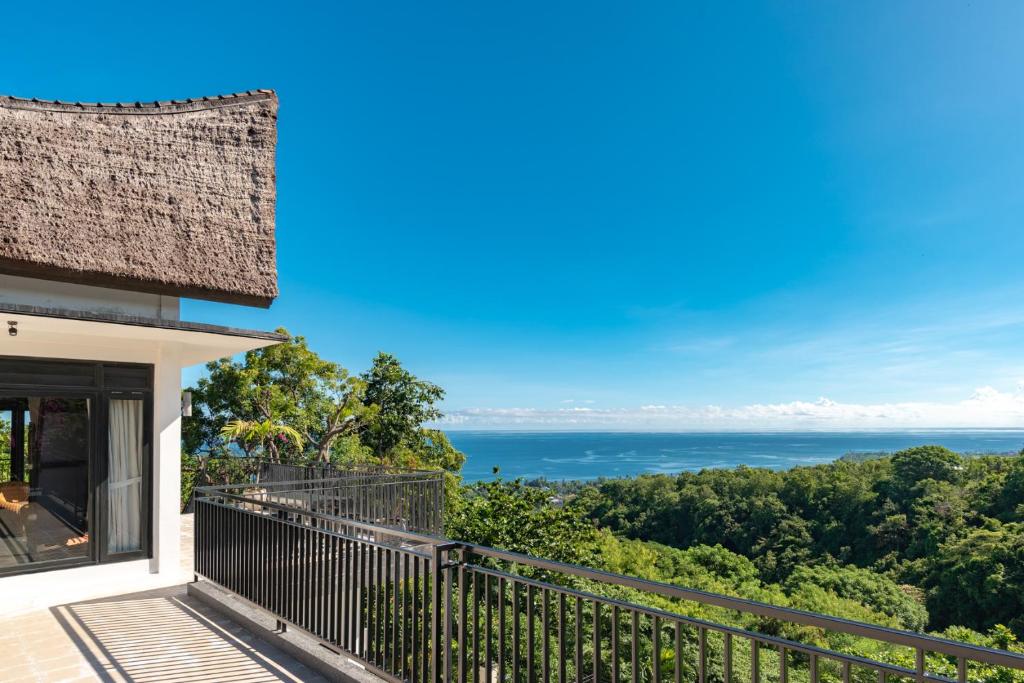 Villa Jempiring - Splendid 180° Ocean View Villa photo 2