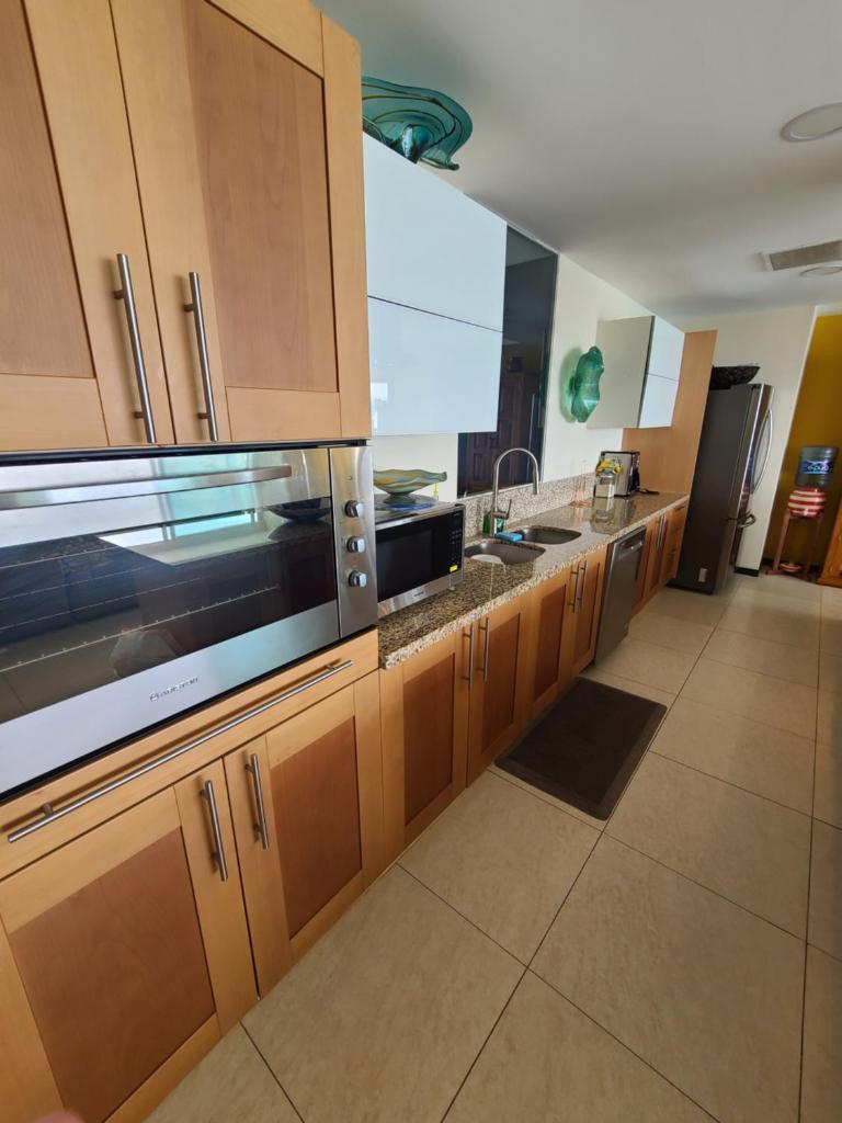 Peninsula Condominiums, Hotel Zone, PV photo 1