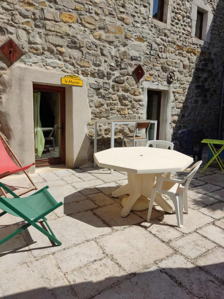 Gites les cigales, studio murier photo 1