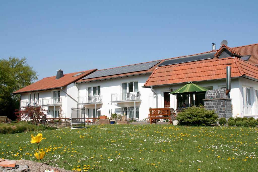 Urlaubspension 'Hohes Rott' und Apartmenthaus photo 2