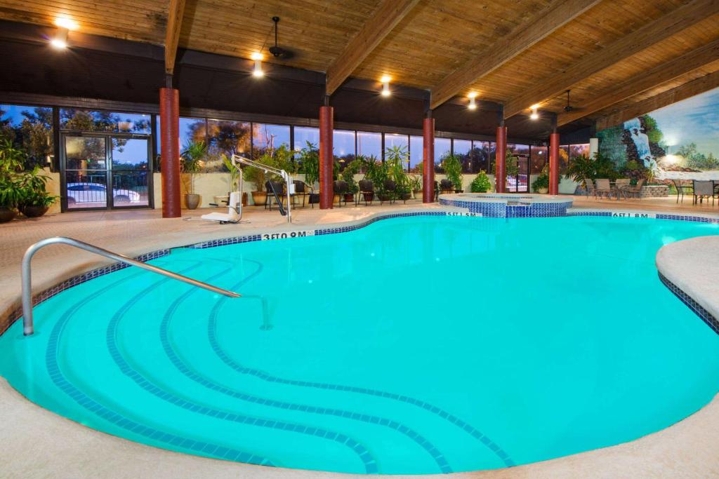 Travelodge by Wyndham Enid photo 3