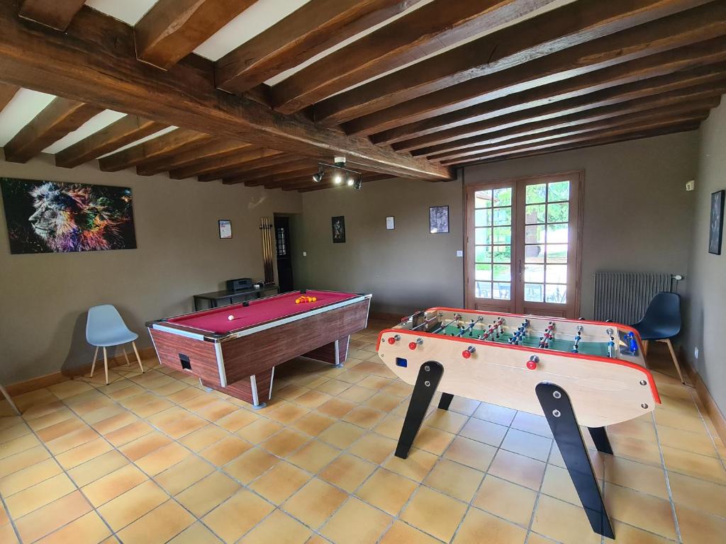 Le Domaine de Baracas 4 étoiles - Le Grand et le Petit Gîte - piscine-SPA-billard-baby-foot-cheminée - 18 personnes photo 3