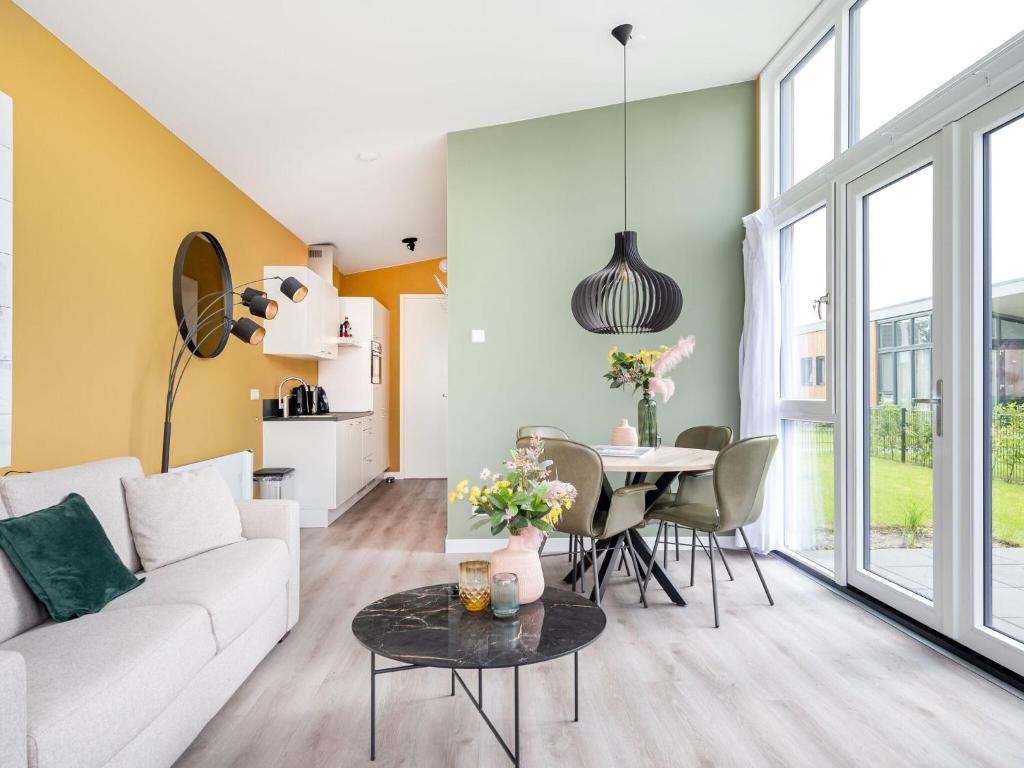 Modern chalet with dishwasher, in Friesland photo 3