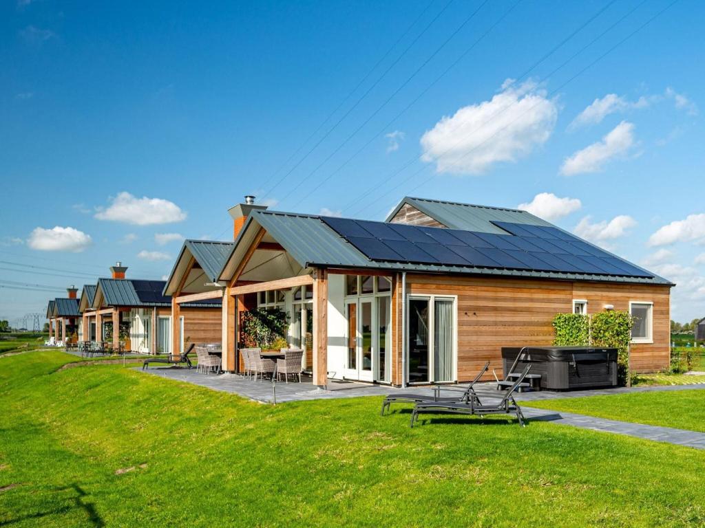 Beautiful group accommodation with wellness, on a holiday park in Friesland