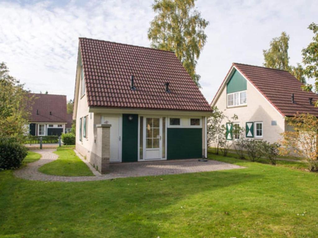Holiday home on a holiday park near Hellendoorn