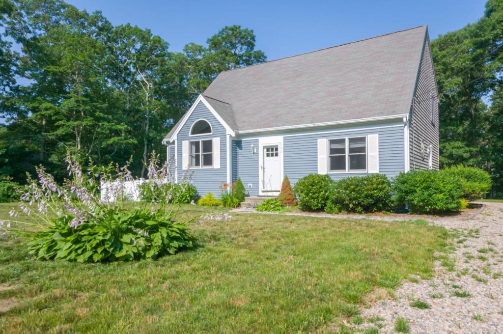 132 Hooppole Road Mashpee Indra Cottage photo 2