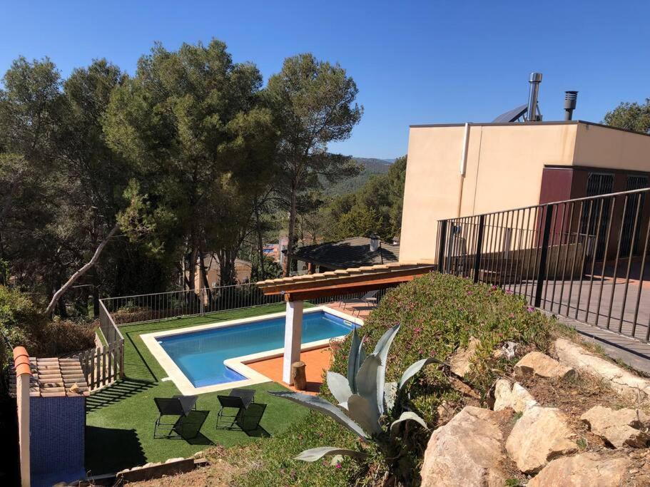Villa Barcelona en Olivella - Tap to explore photos