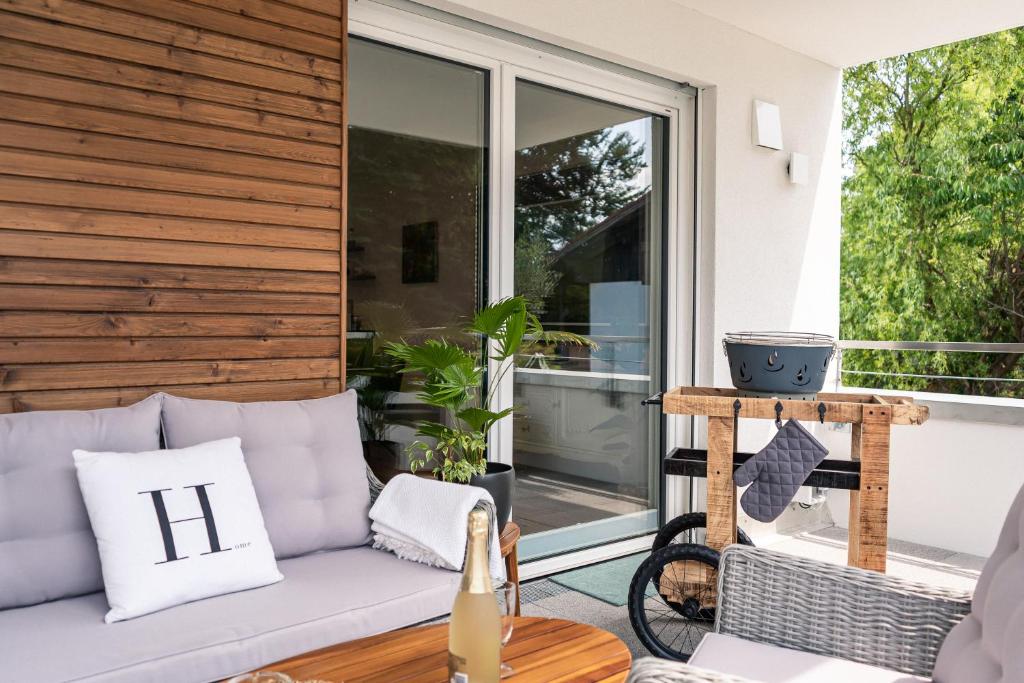 CREST - Alpdeluxe - Balkon-Wanne-Tiefgarage-BBQ photo 4