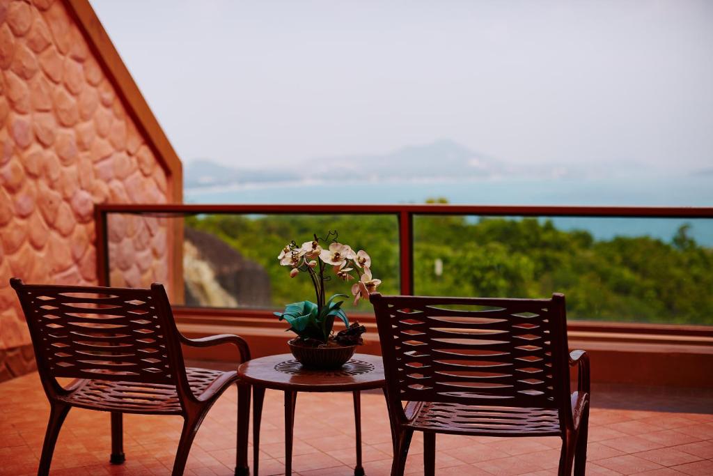 Samui Bayview Resort & Spa - SHA Plus photo 3