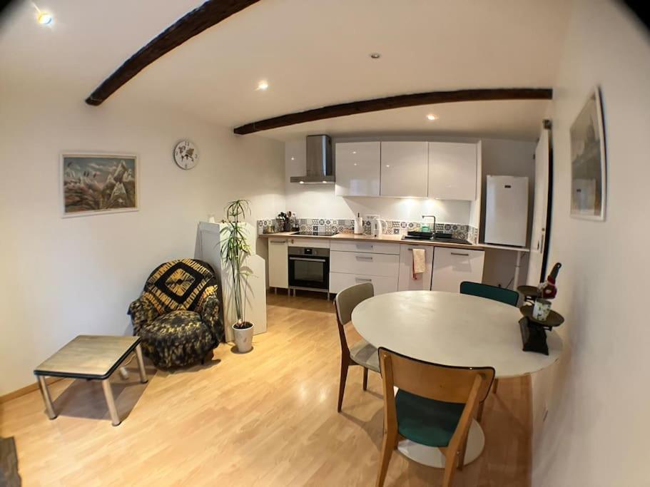 Maison tranquille dans village photo 2