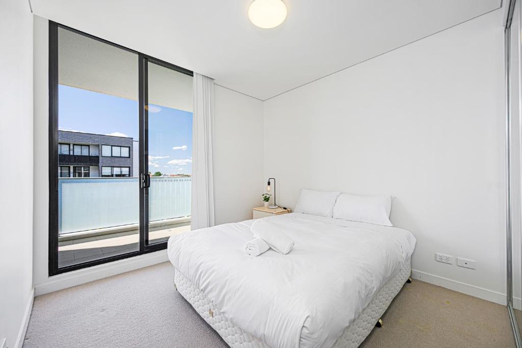 Campsie 2 Br Apt Shop&Parking photo 4