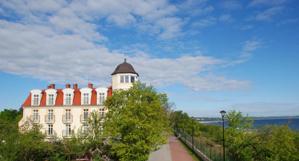 Hotel Lival photo 1