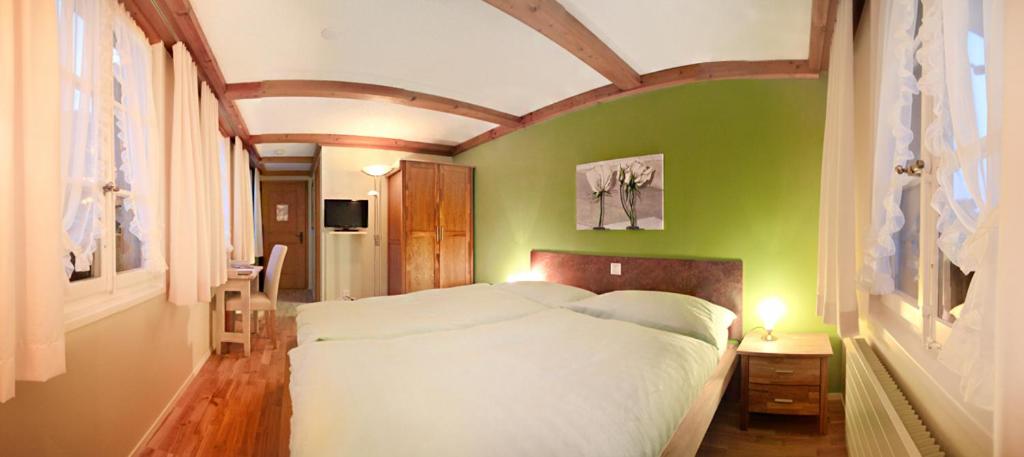 Hotel Hirschen photo 1