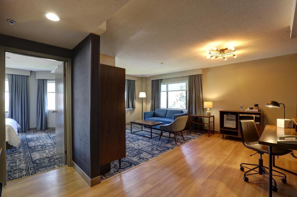 Four Points by Sheraton St. Catharines Niagara Suites photo 4