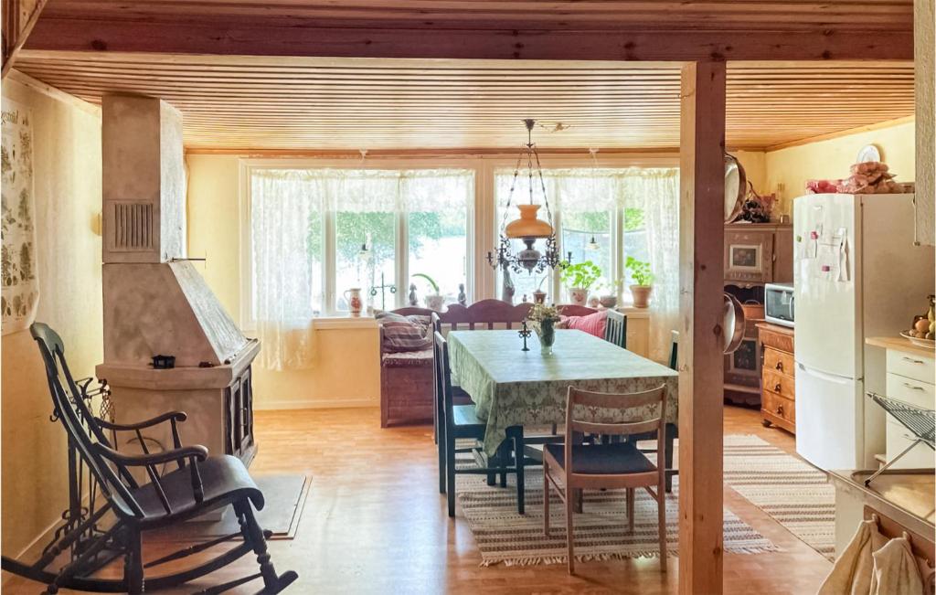 Beautiful Home In Eringsboda With Sauna, Wifi And 3 Bedrooms photo 1