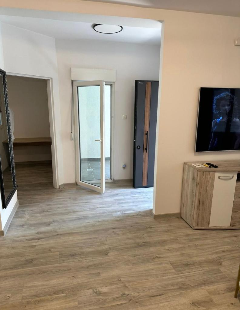 Luxe Apartment - Budva Hills photo 3
