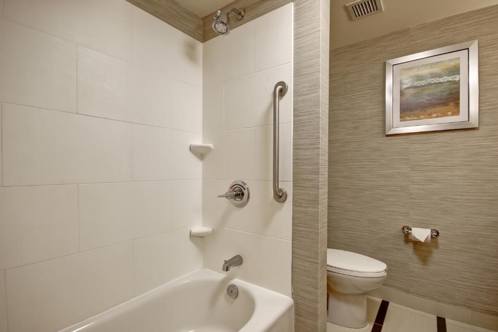 Fairfield Inn & Suites by Marriott Guelph photo 1