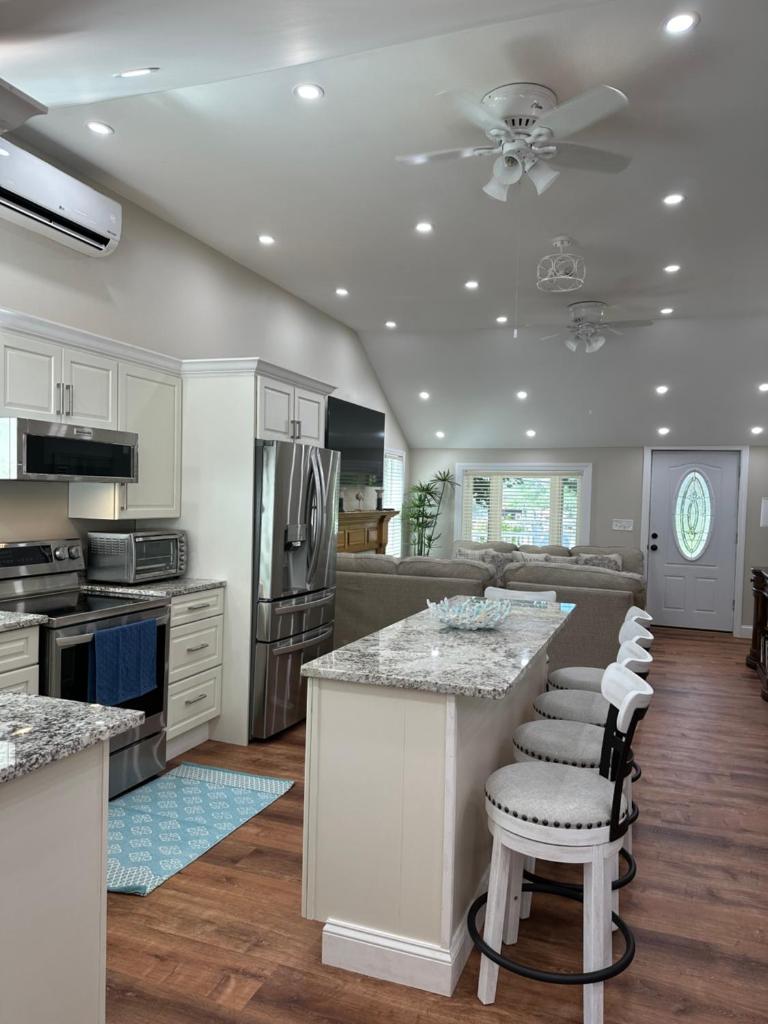 Centrally Located Orleans Home photo 3
