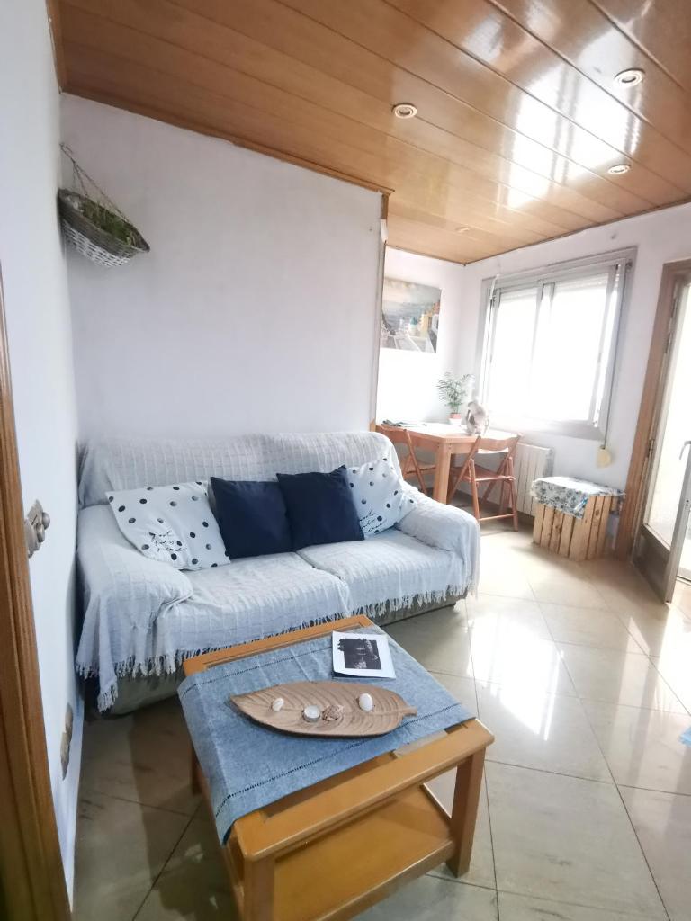 Habitación acogedora a 20min del centro, en Barcelona photo 4